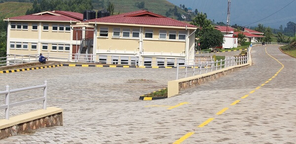 Mountains of the Moon University ( MMU ) buildings