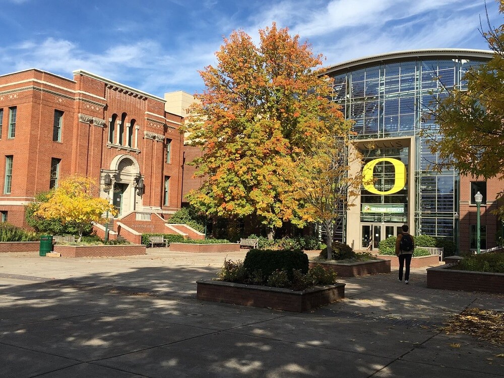 University of Oregon buildings